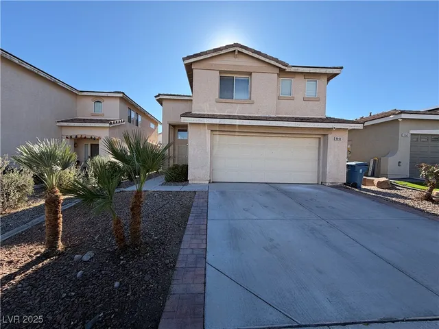 $2,200 | 9843 Ashton Pines Court, Las Vegas, NV 89147