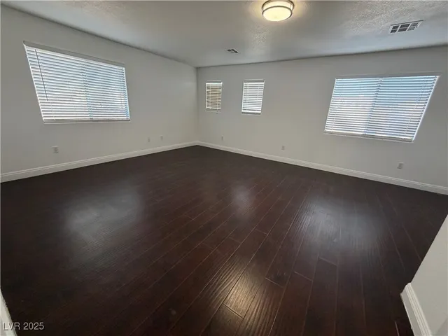 $2,200 | 9843 Ashton Pines Court, Las Vegas, NV 89147