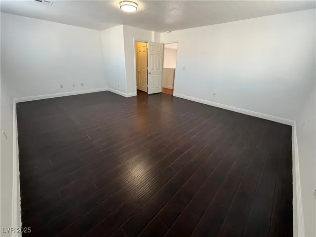 $2,200 | 9843 Ashton Pines Court, Las Vegas, NV 89147