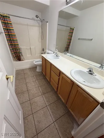 $2,200 | 9843 Ashton Pines Court, Las Vegas, NV 89147