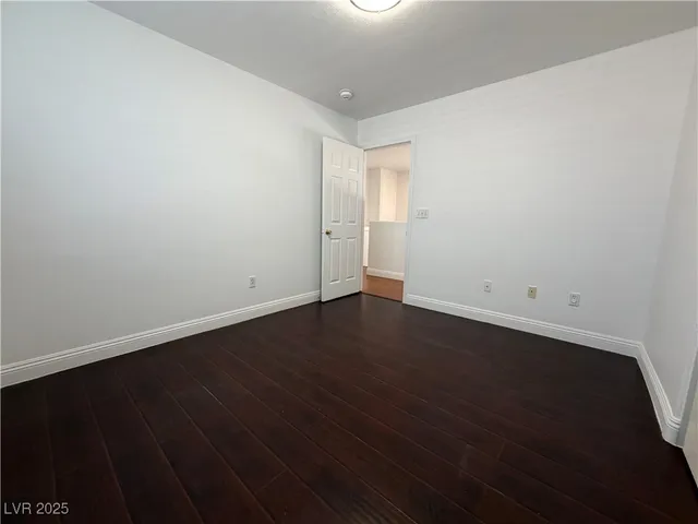 $2,200 | 9843 Ashton Pines Court, Las Vegas, NV 89147