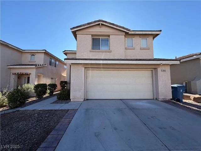 $2,200 | 9843 Ashton Pines Court, Las Vegas, NV 89147