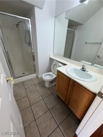 $2,200 | 9843 Ashton Pines Court, Las Vegas, NV 89147