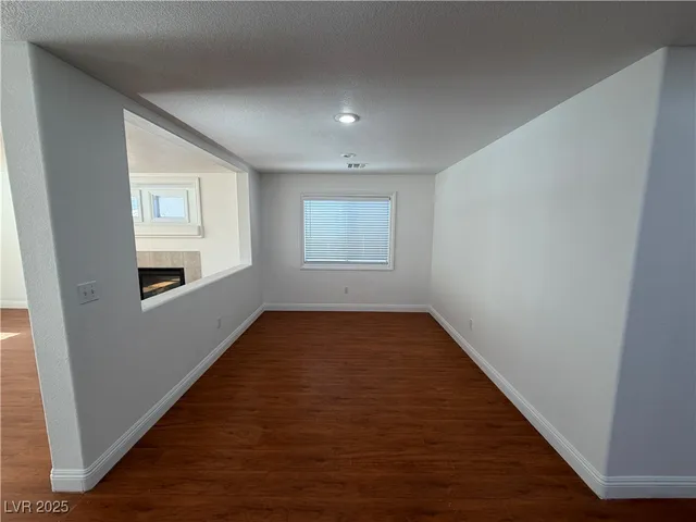 $2,200 | 9843 Ashton Pines Court, Las Vegas, NV 89147