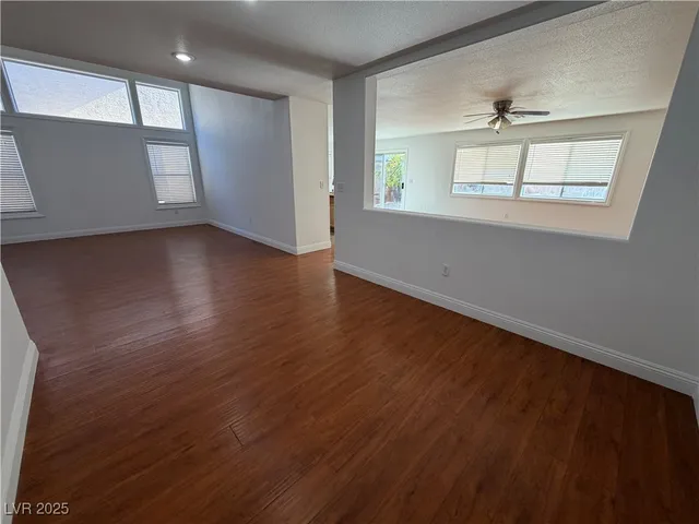 $2,200 | 9843 Ashton Pines Court, Las Vegas, NV 89147