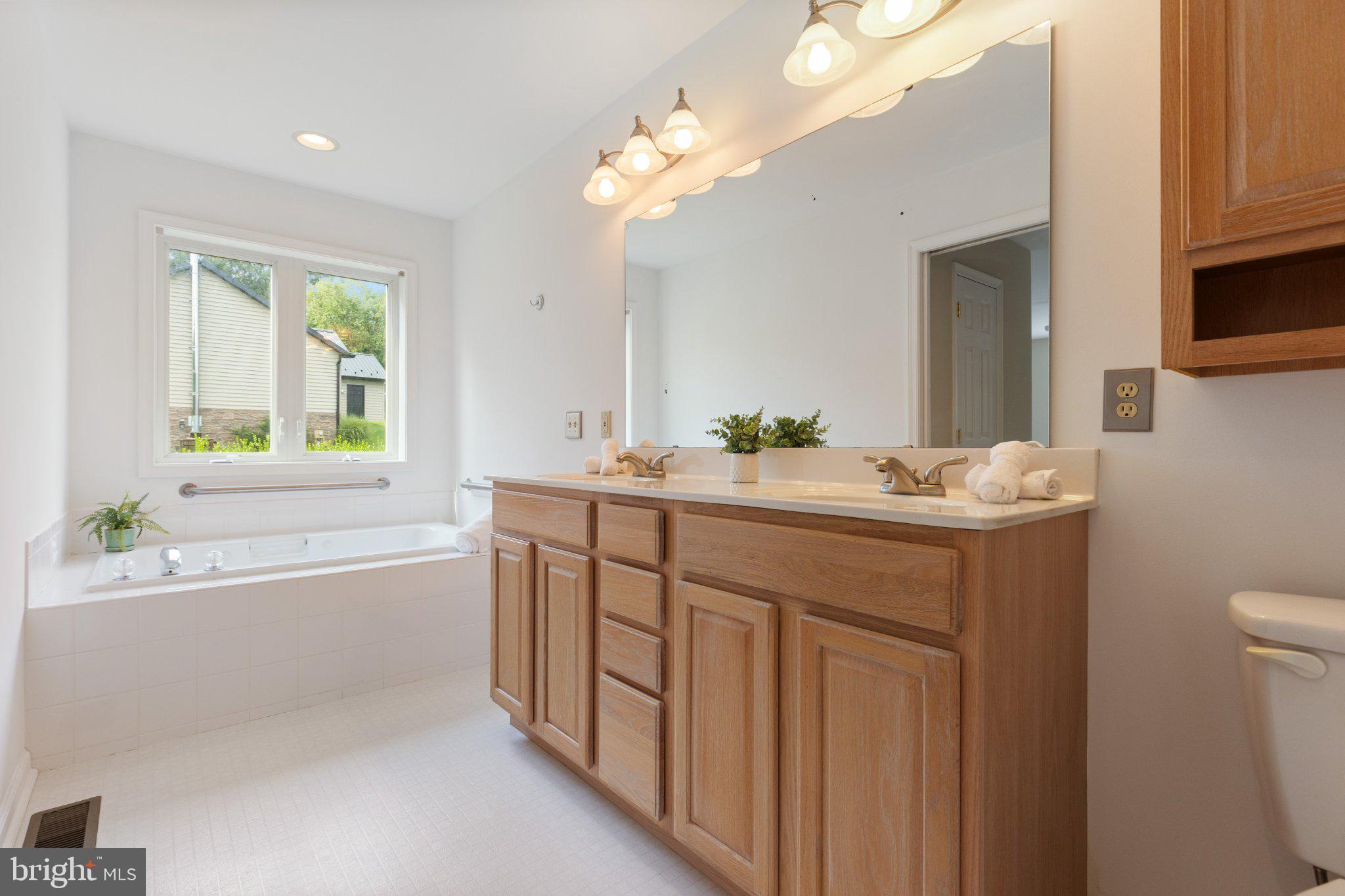 4900 Lewisberry Road Dover, PA 17315 - Photo 11 of 23 Gallery Image 11