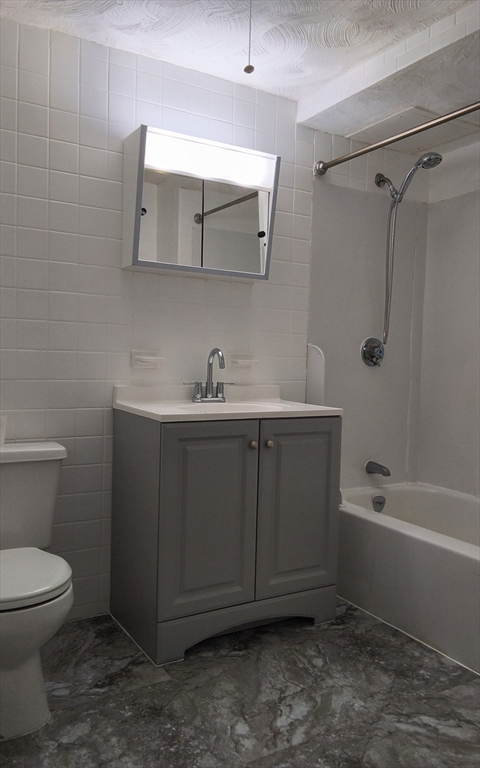 180 Fulton Street, Unit 7 Fall River, MA 02720 - Photo 6 of 6
