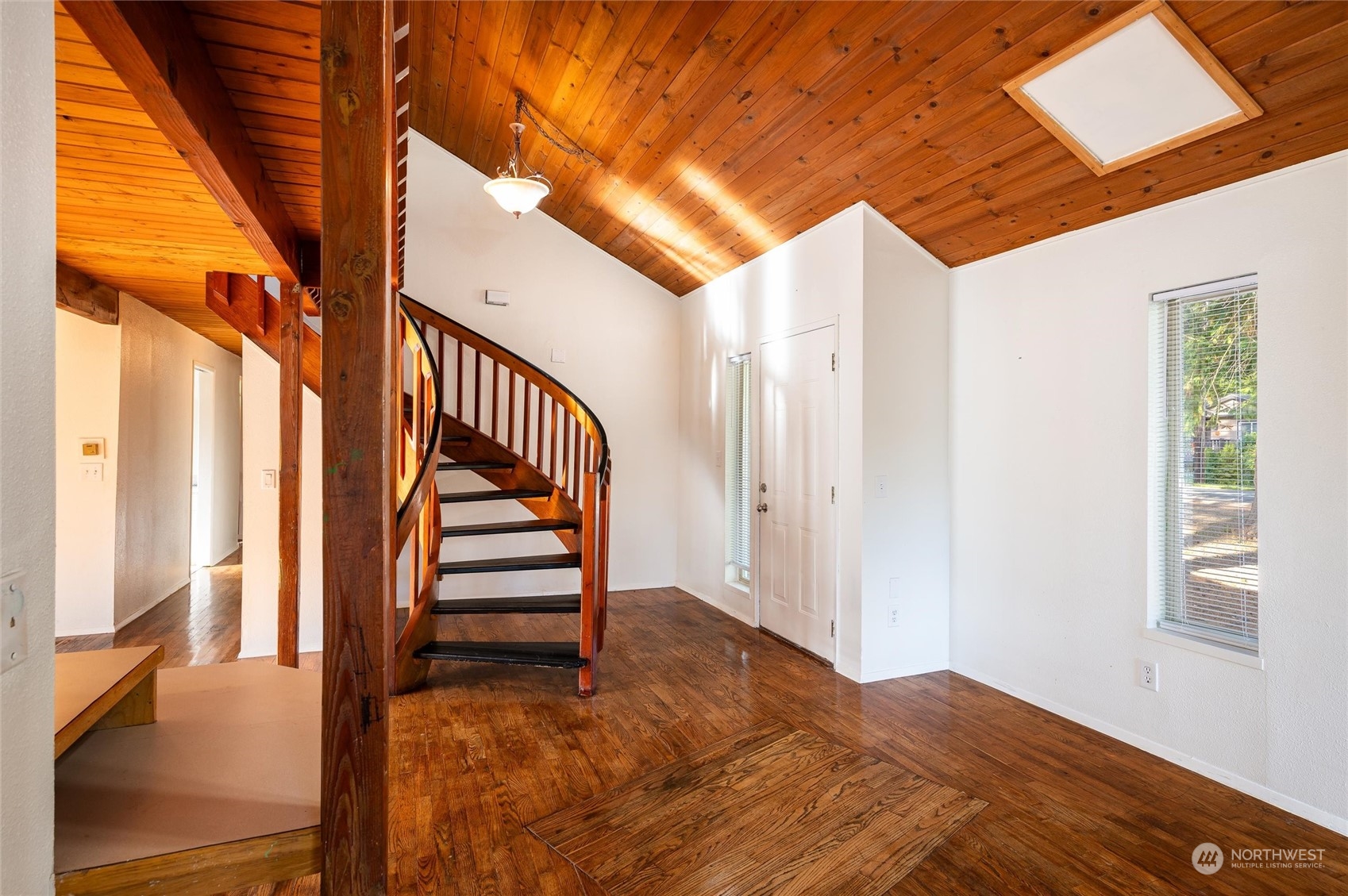7845 Chateau Road Maple Falls, WA 98266 - Photo 4 of 27 Gallery Image 4