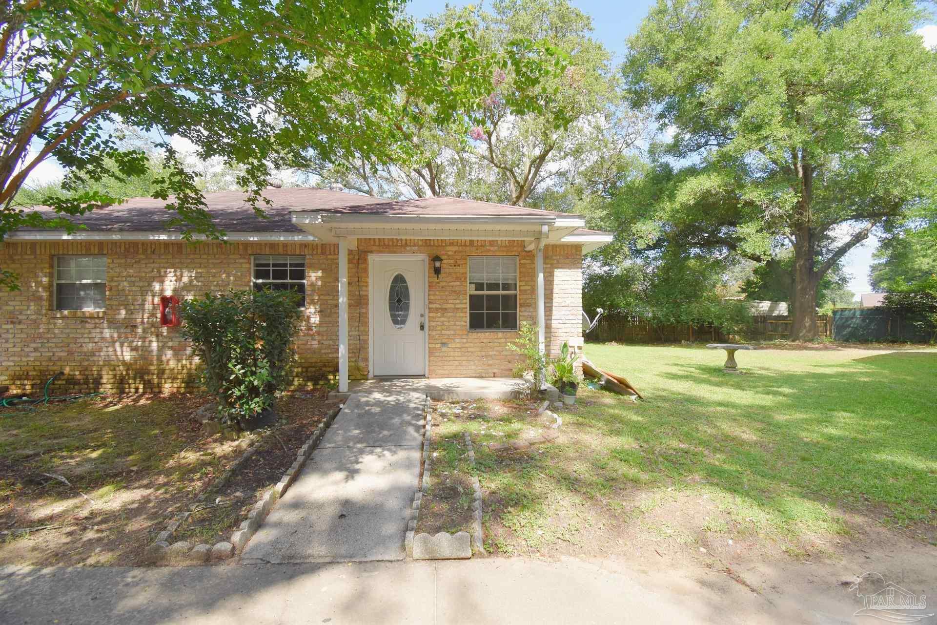 7135 Pearson Road, Unit 4 Pensacola, FL 32526 - Photo 1 of 14