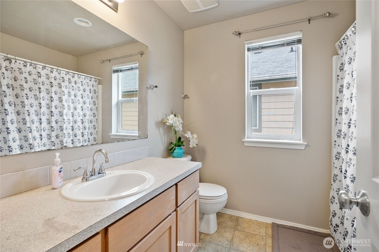 6924 Inlay Street Southeast Lacey, WA 98513 - Photo 11 of 12