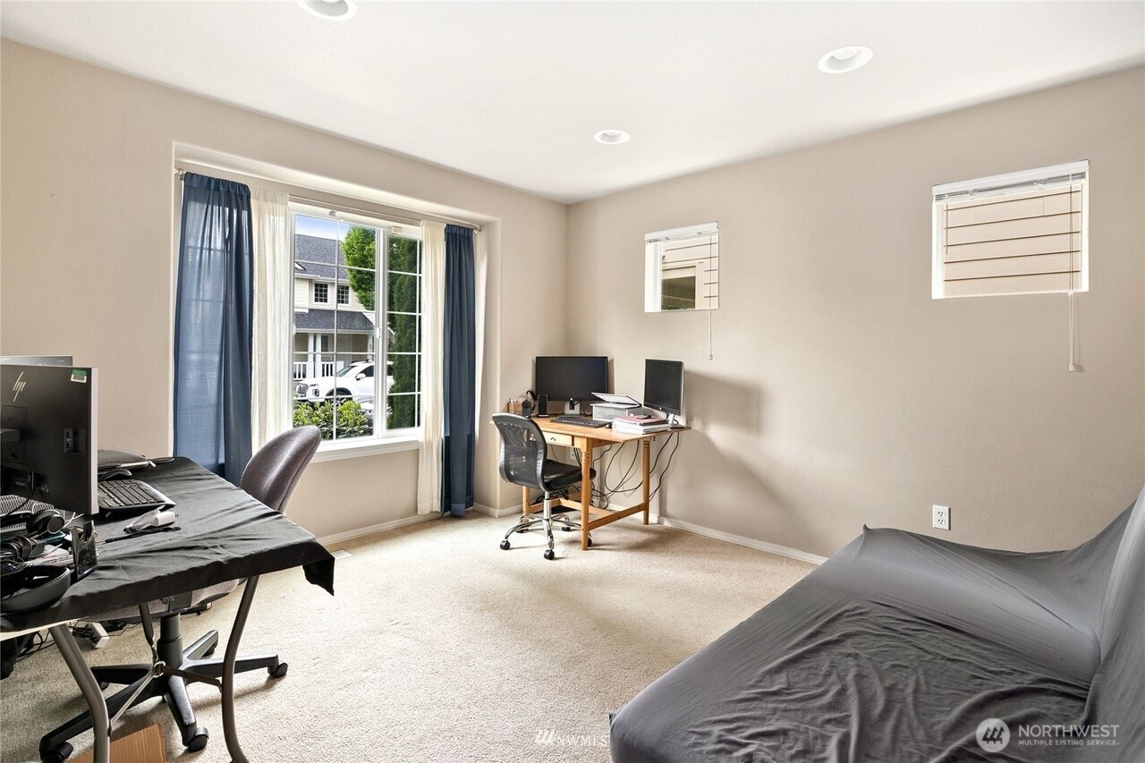 6924 Inlay Street Southeast Lacey, WA 98513 - Photo 7 of 12