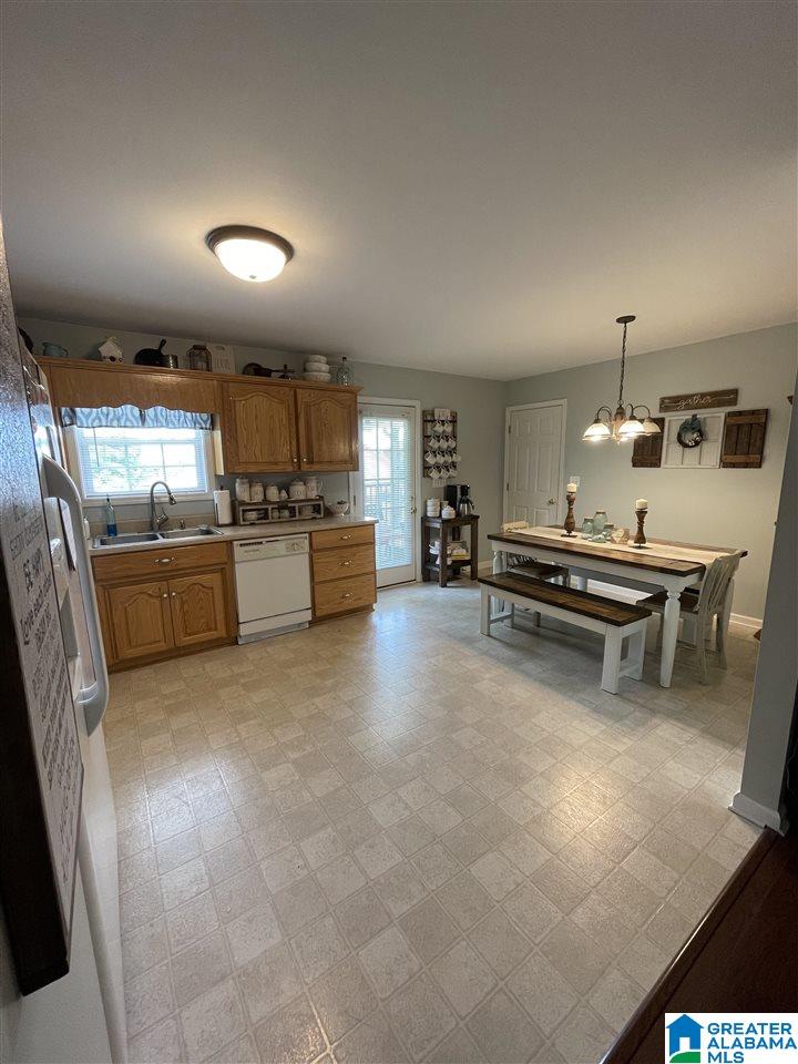 4391 Sunny Side Circle Warrior, AL 35180 - Photo 8 of 25