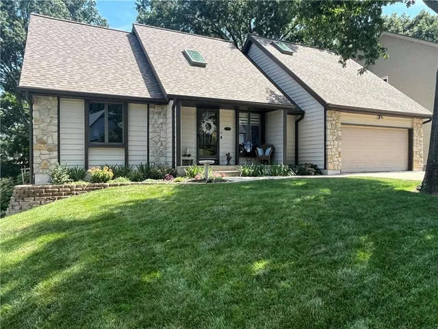 $488,000 | 11309 Riley Street, Overland Park, KS 66210
