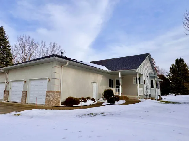 $407,900 | 2065 Raspberry Ridge Place Northeast, Owatonna, MN 55060