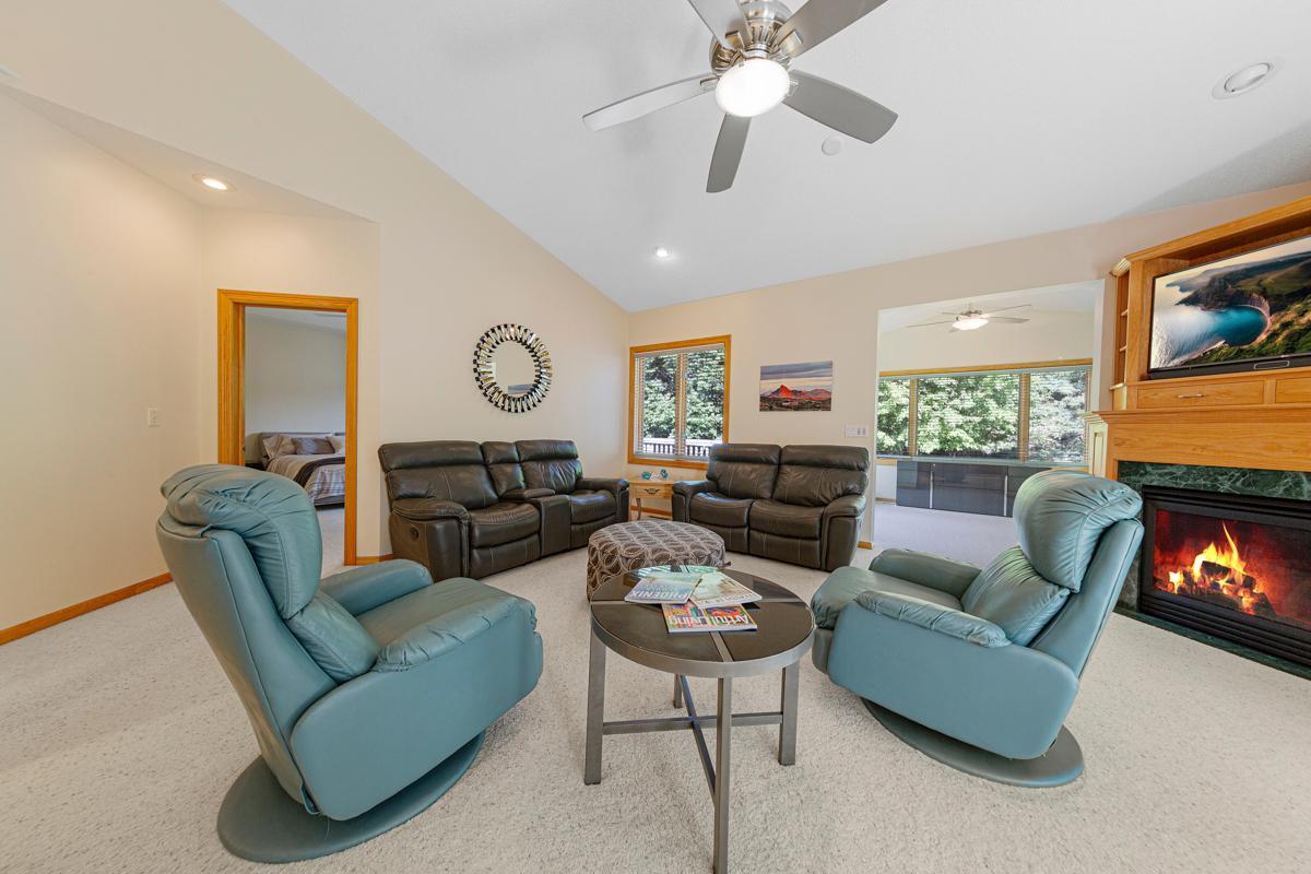 2065 Raspberry Ridge Place Northeast Owatonna, MN 55060 - Photo 11 of 44