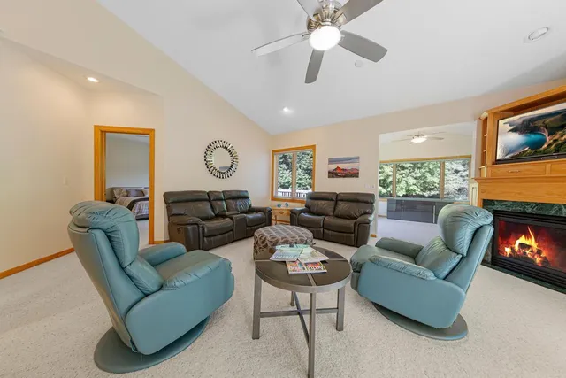 $407,900 | 2065 Raspberry Ridge Place Northeast, Owatonna, MN 55060