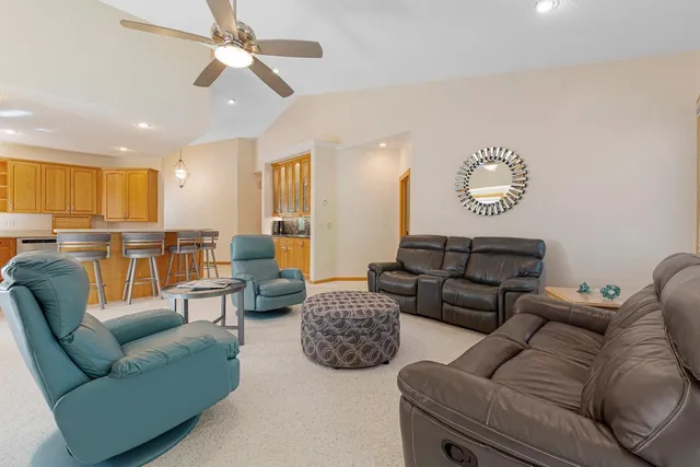 $407,900 | 2065 Raspberry Ridge Place Northeast, Owatonna, MN 55060