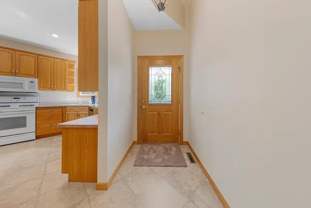 $407,900 | 2065 Raspberry Ridge Place Northeast, Owatonna, MN 55060