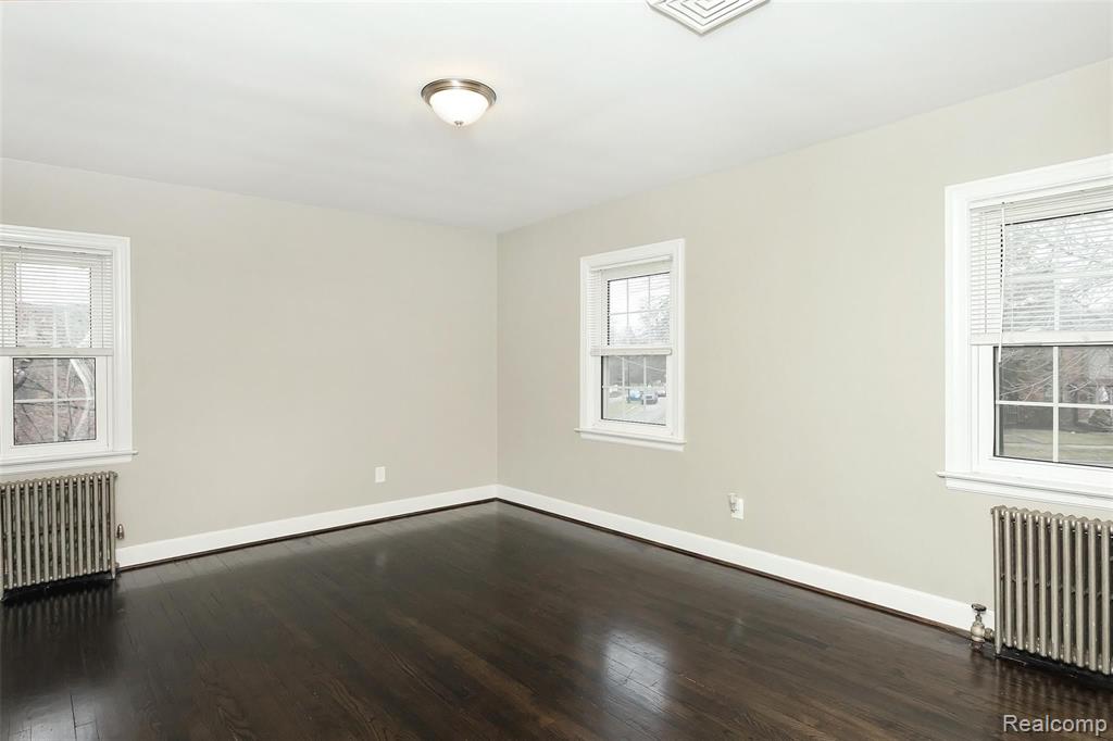 377 McMillan Road Grosse Pointe Farms, MI 48236 - Photo 25 of 38