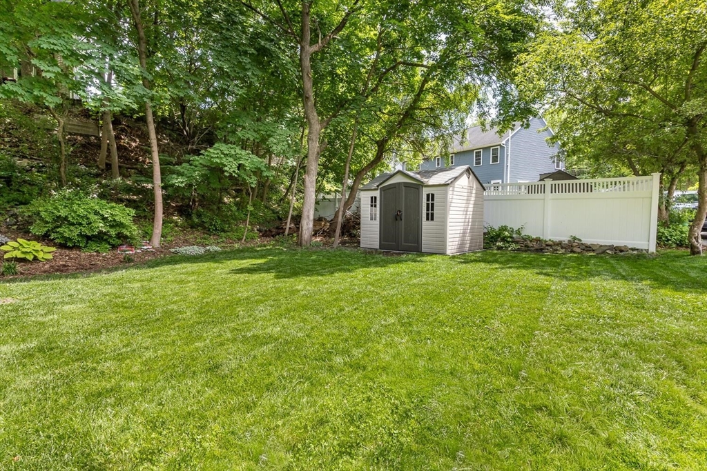 14 Endicott Place, Unit 14 Canton, MA 02021 - Photo 23 of 23