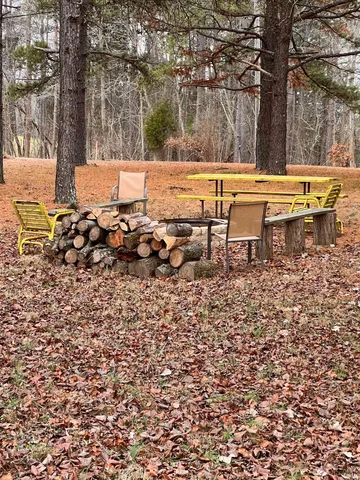 $269,000 | 17057 Highway 245, Dale, IN 47523