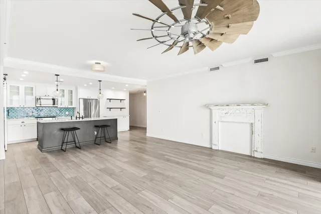 a view of kitchen with breakfast area