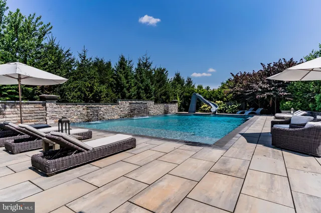 $1,899,900 | 506 Jonagold Circle, Mechanicsburg, PA 17055