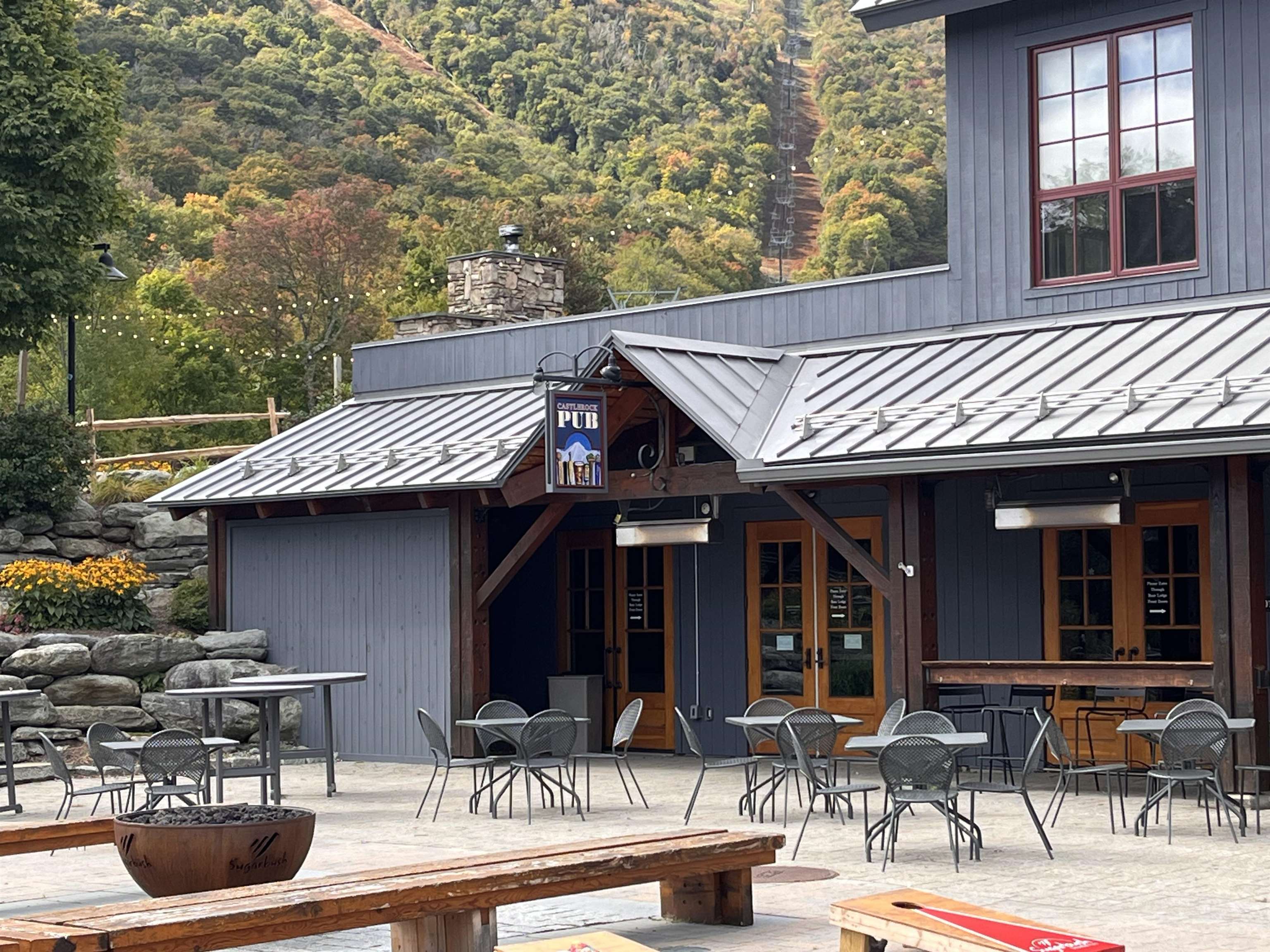 102 Forest Drive, Unit 408 INTERVAL 14 W/LOCKOUT 406 Warren, VT 05674 - Photo 38 of 43