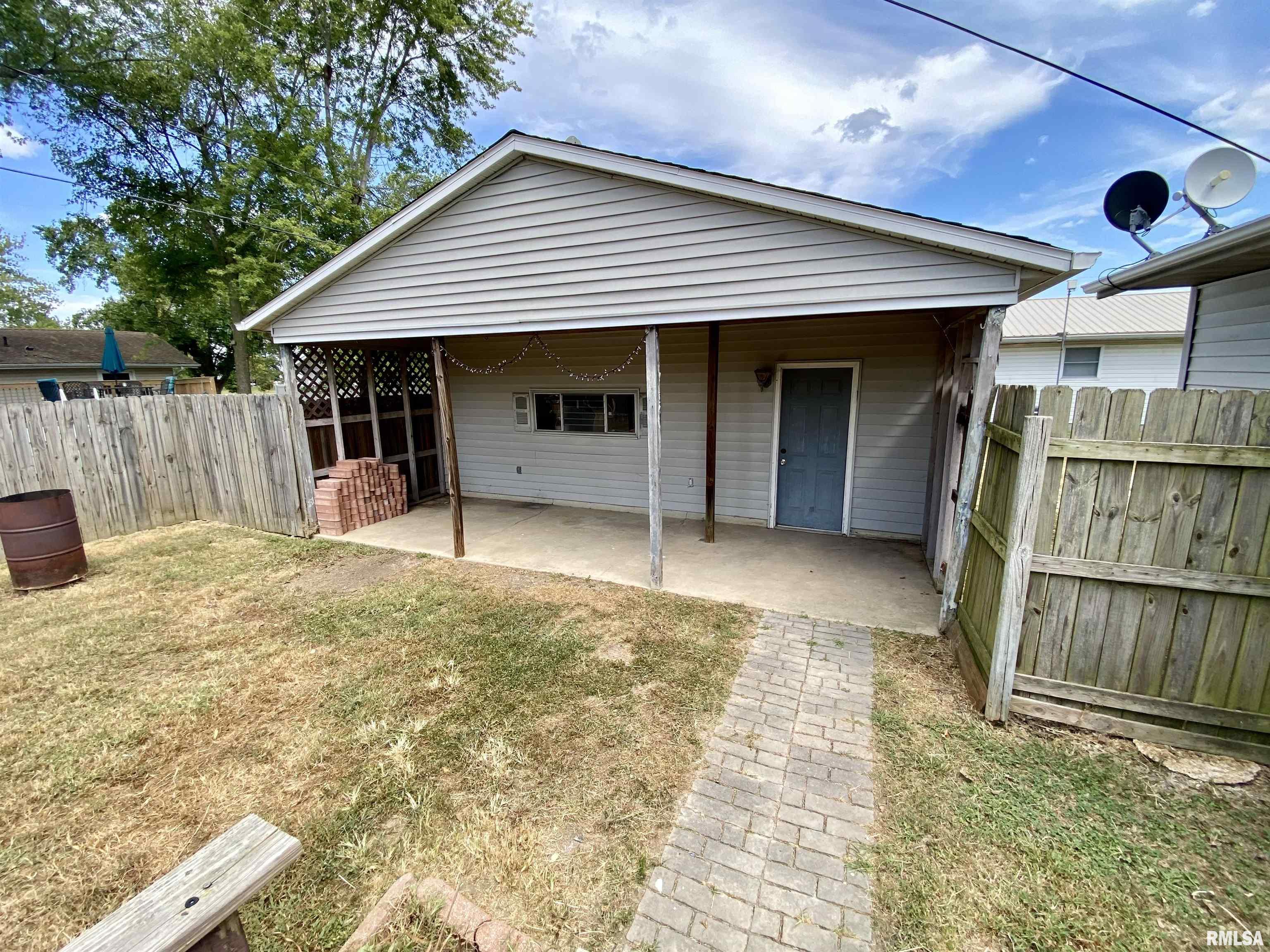 616 East Donna Drive Irvington, IL 62848 - Photo 20 of 20