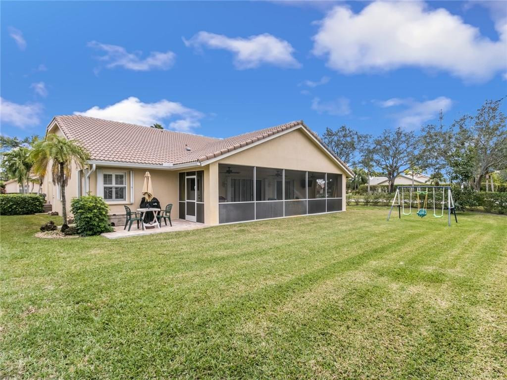 19625 Sedgefield Terrace Boca Raton, FL 33498 - Photo 3 of 25 Photo 3