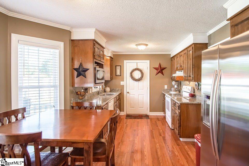 113 Brown Road Simpsonville, SC 29681 - Photo 11 of 30 Gallery Image 11