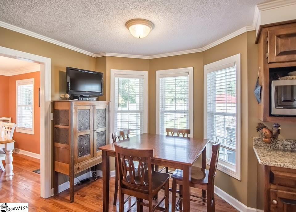 113 Brown Road Simpsonville, SC 29681 - Photo 12 of 30 Gallery Image 12