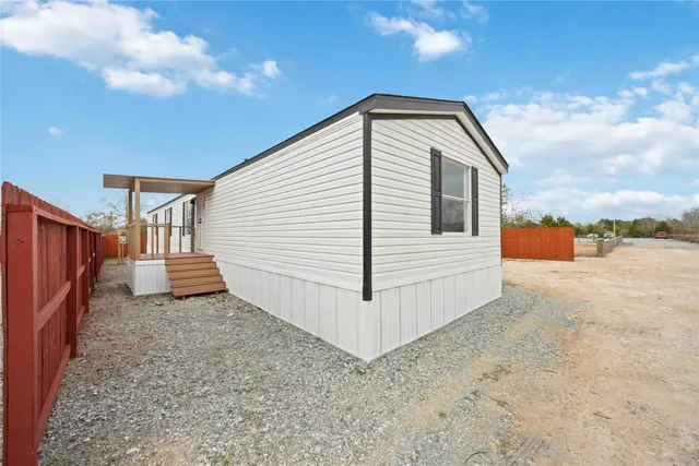 $1,950 | 3001 FM 360 Road, Unit B, Rosenberg, TX 77471