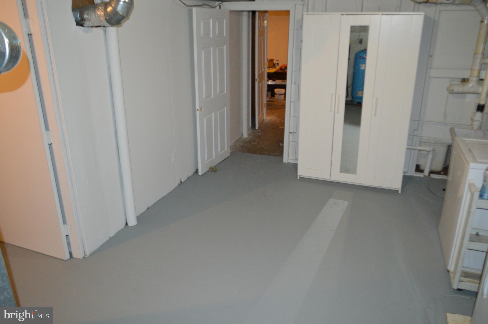 16500 Brandywine Road Brandywine, MD 20613 - Photo 18 of 21 utility/laundry room