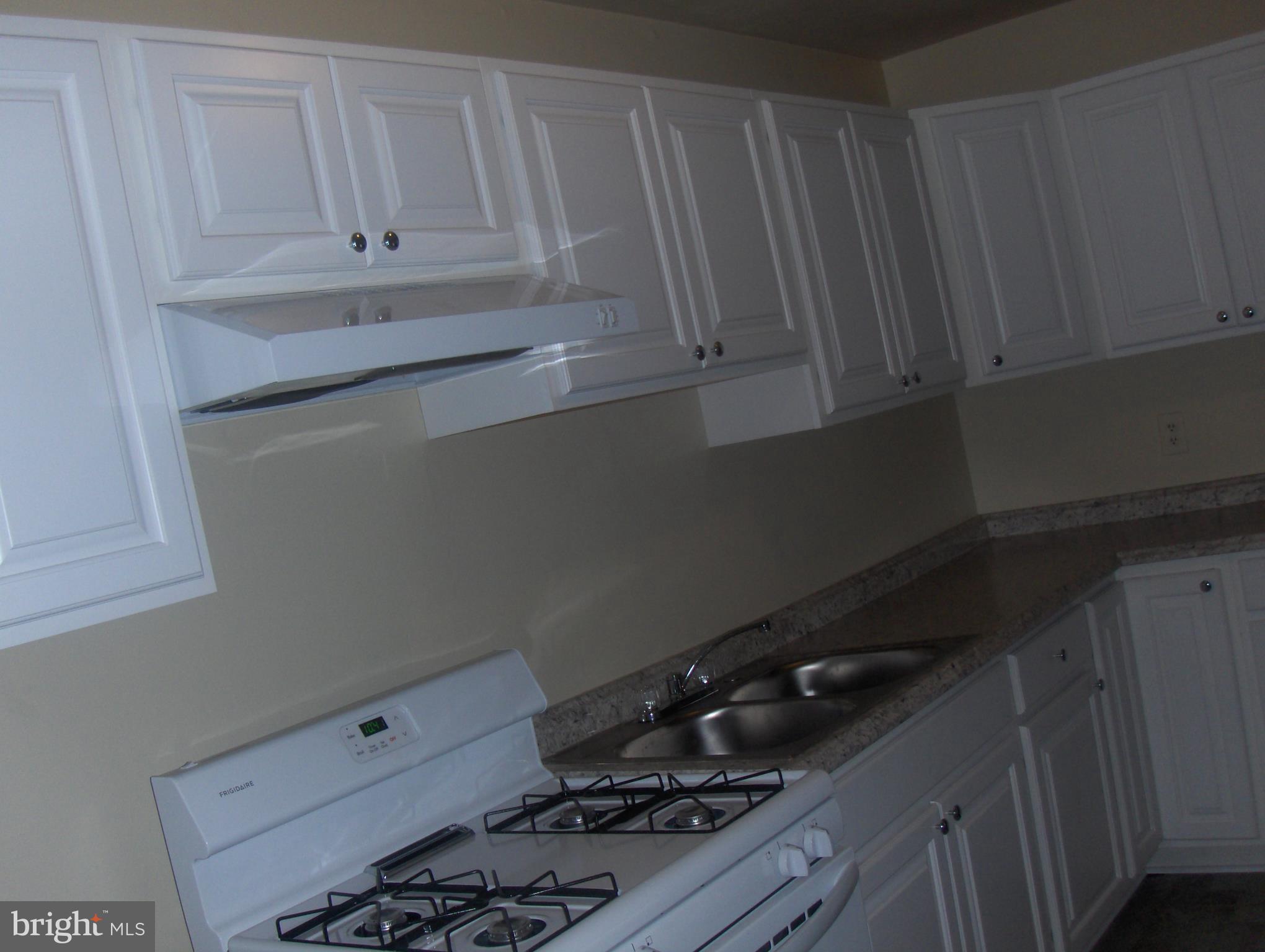 4136 Granby Road Woodbridge, VA 22193 - Photo 4 of 4 Kitchen