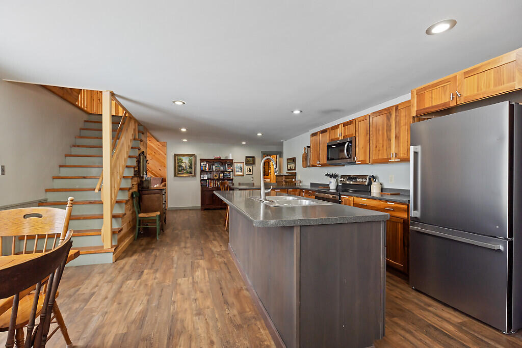 18 Beech Ridge Drive Abbot, ME 04406 - Photo 11 of 51 39_BP5A5613_DxO_mls