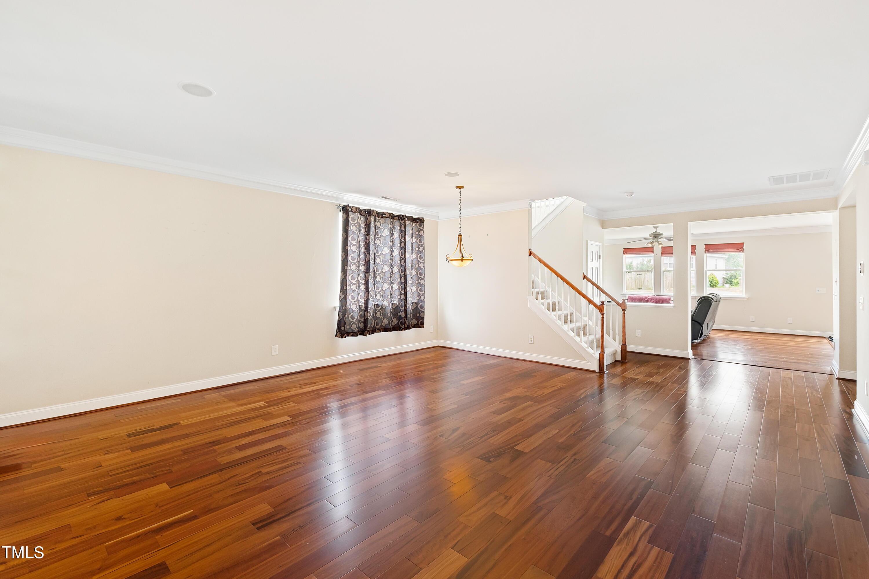 626 Conover Road Durham, NC 27703 - Photo 10 of 41 Foyer 2