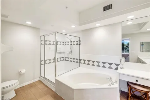 $599,500 | 25161 Sandpiper Greens Court, Unit 203, Bonita Springs, FL 34134