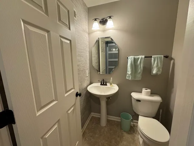 $304,900 | 586 Vine Street, Hampshire, IL 60140