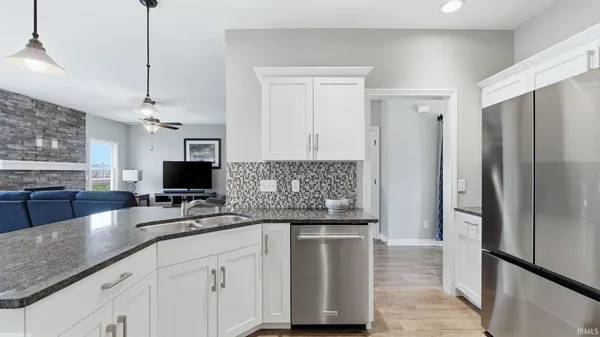$470,000 | 11176 Prairie Rose Pass, Roanoke, IN 46783
