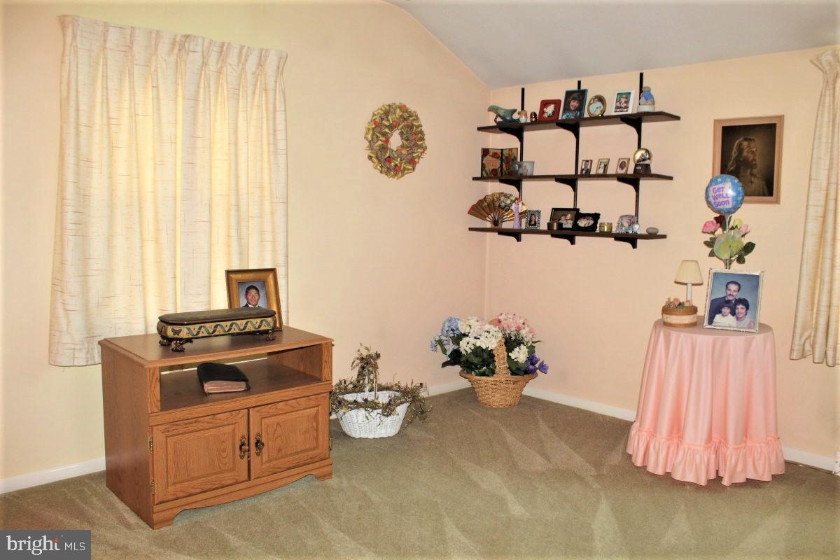 410 Dickinson Road Glassboro, NJ 08028 - Photo 22 of 32