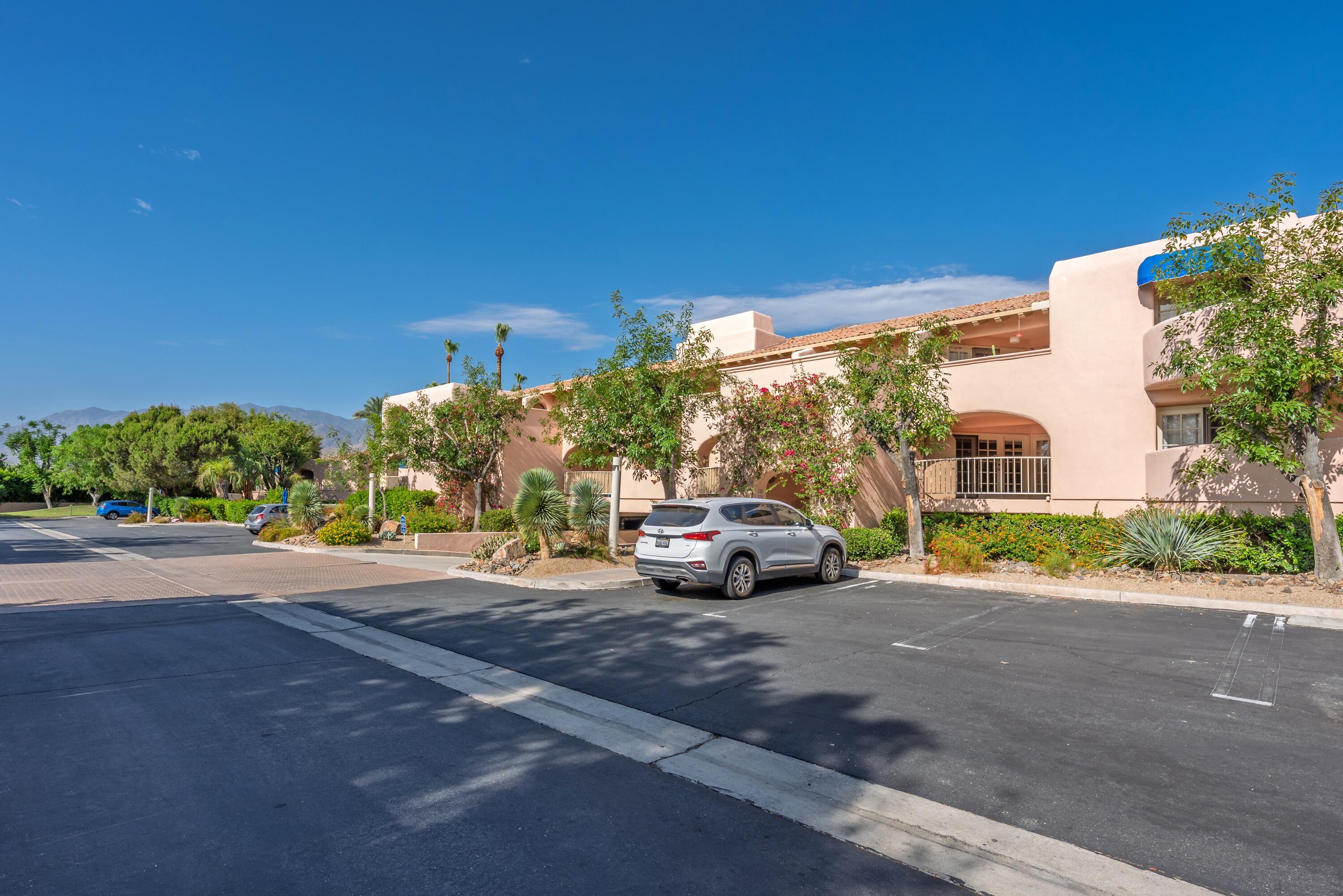 500 East Amado Road, Unit 511 Palm Springs, CA 92262 - Photo 18 of 25 Photo-3