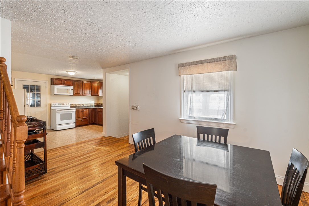 347 Fetzner Road Greece, NY 14626 - Photo 9 of 44