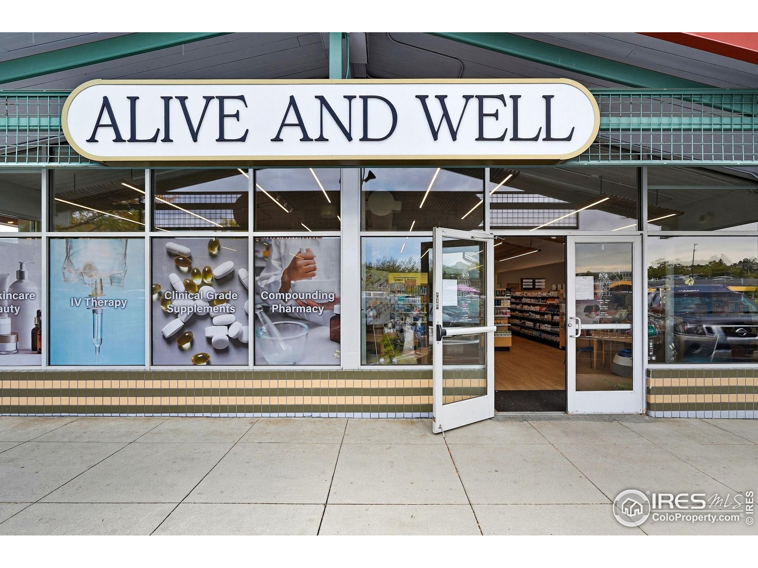1303 Alpine Avenue, Unit 24 Boulder, CO 80304 - Photo 39 of 46 a view of a shop on the street