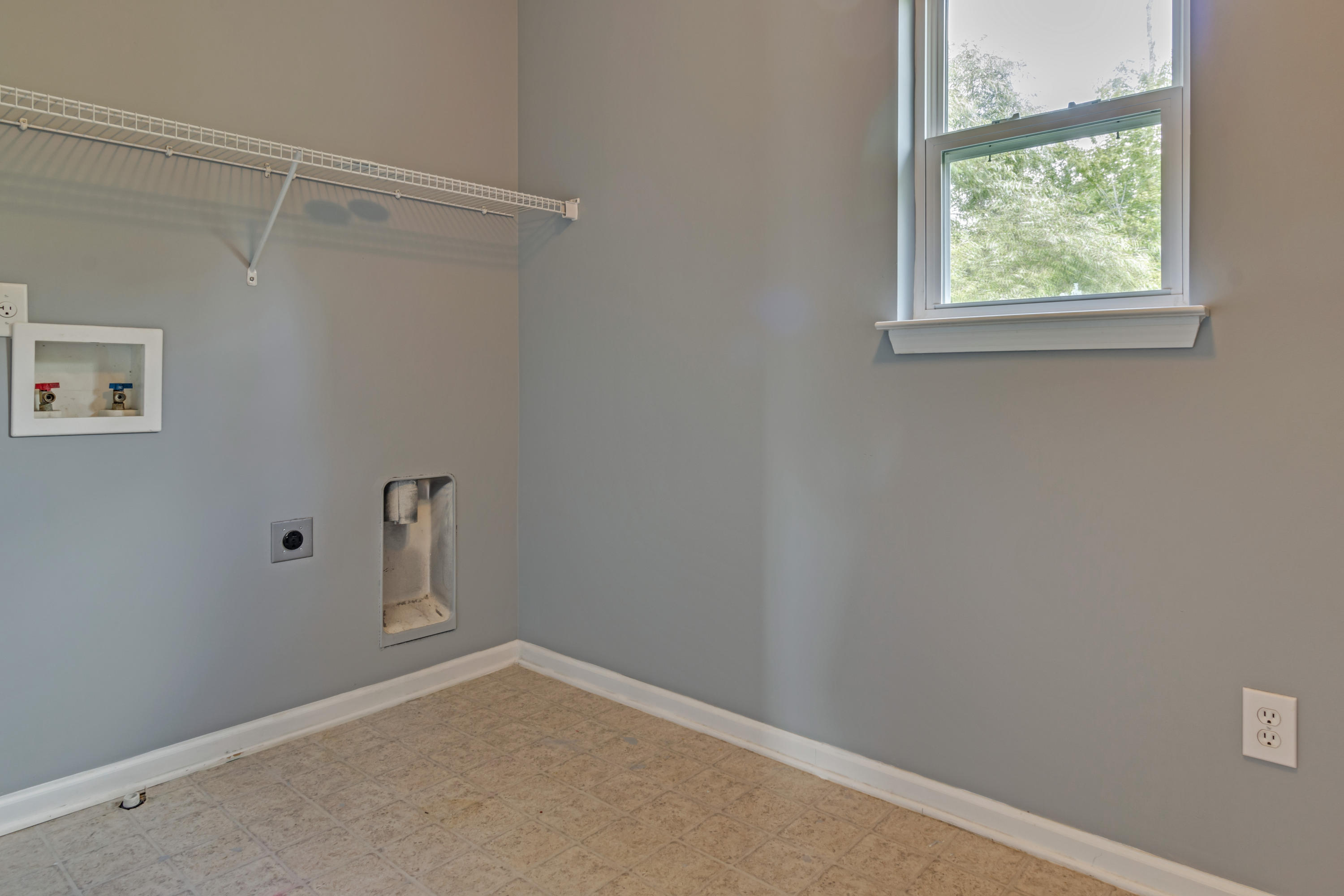 126 Graduate Lane Ladson, SC 29456 - Photo 17 of 32 19