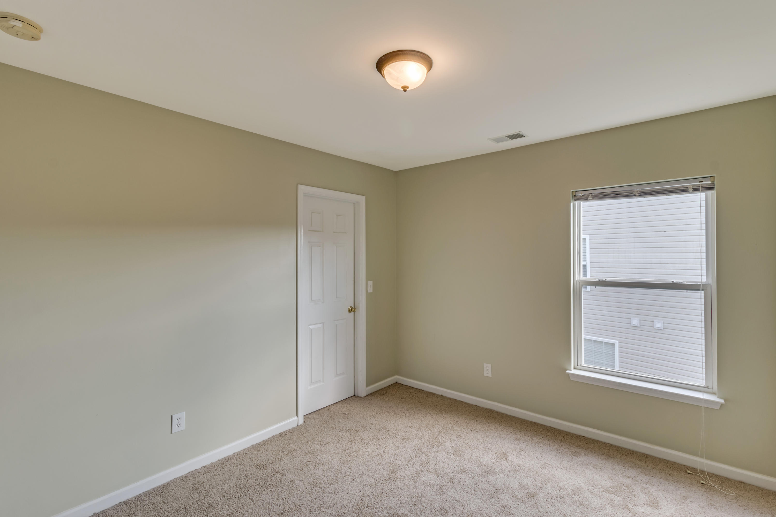 126 Graduate Lane Ladson, SC 29456 - Photo 23 of 32 11
