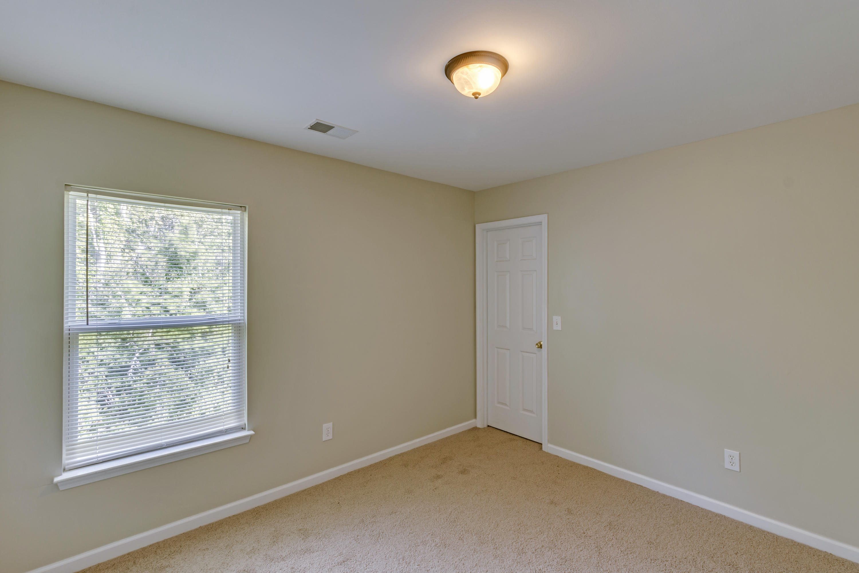 126 Graduate Lane Ladson, SC 29456 - Photo 24 of 32 12