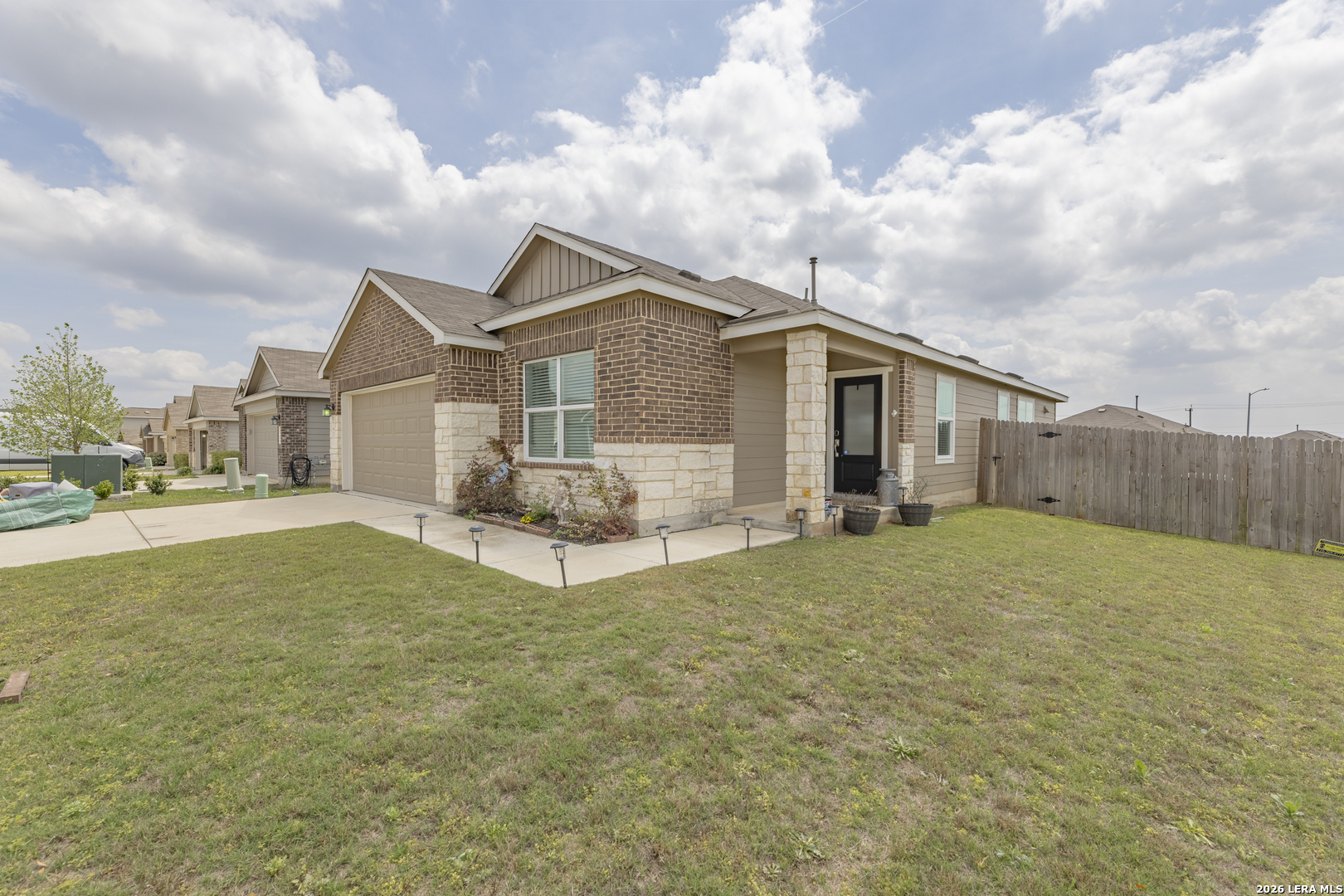 5793 Companion Loop Bulverde, TX 78163 - Photo 2 of 24