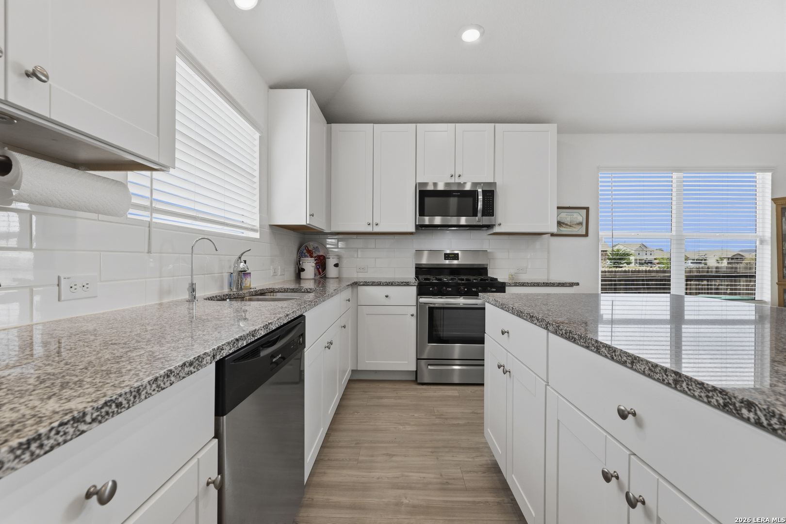 5793 Companion Loop Bulverde, TX 78163 - Photo 4 of 24