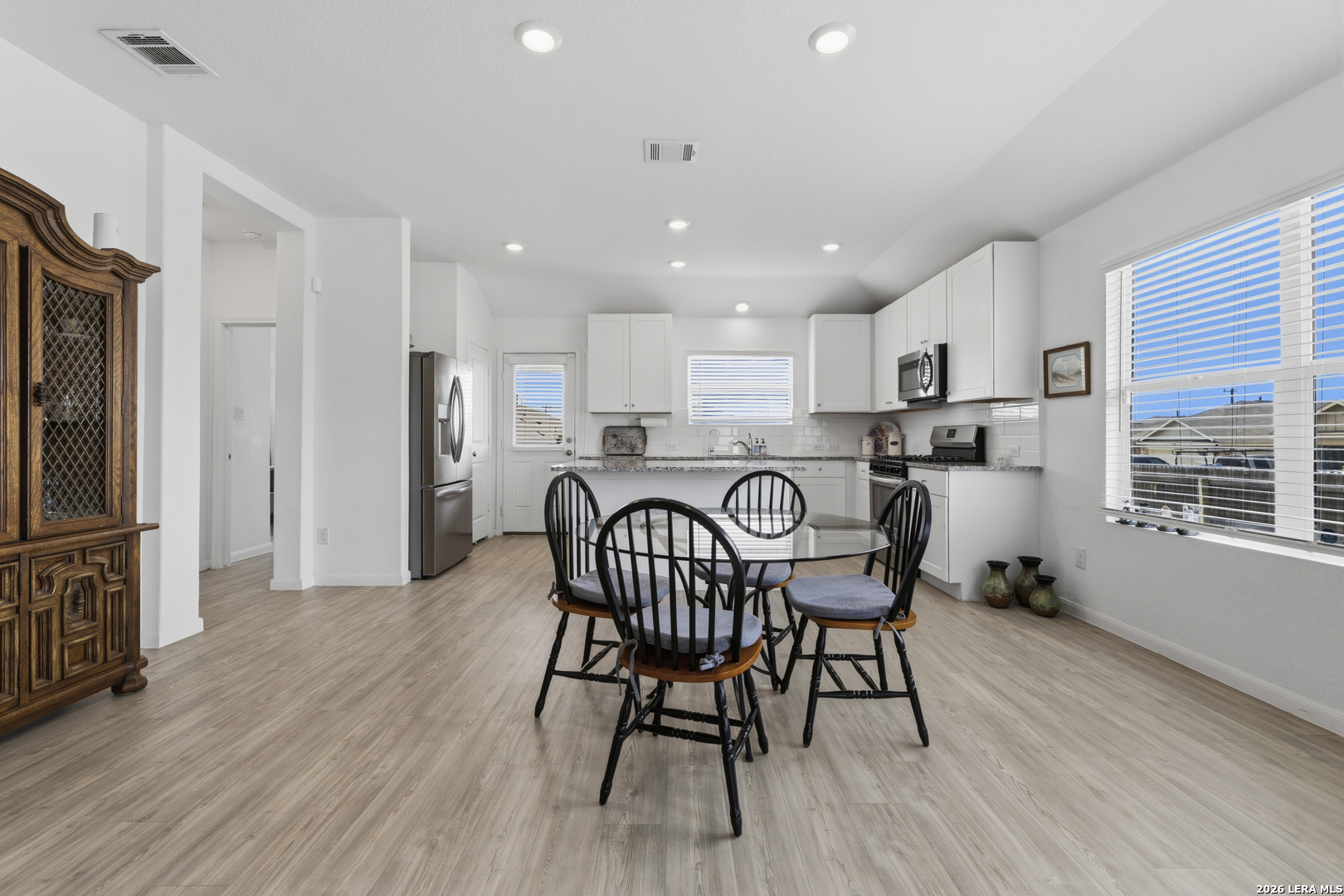 5793 Companion Loop Bulverde, TX 78163 - Photo 7 of 24